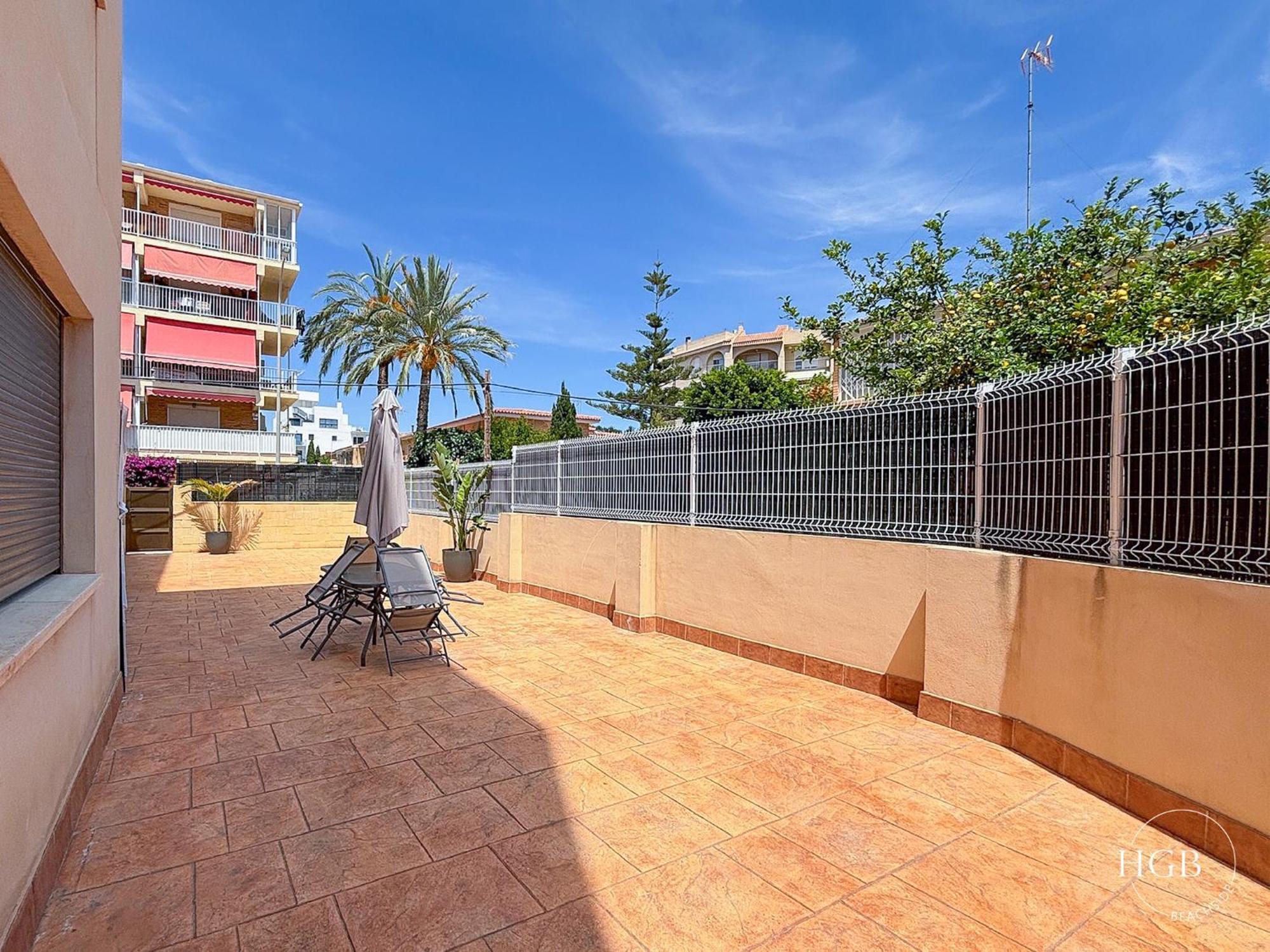 Hgb Beachside Apartment